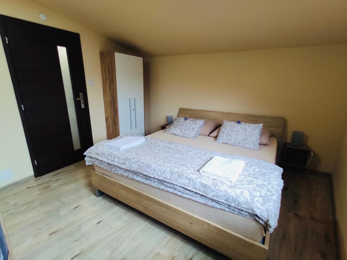 Grand Spa Holiday Home II Sklené Teplice Esterno foto